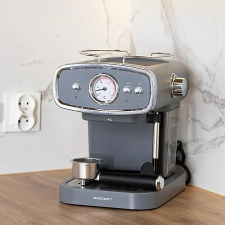 Vespa Nearby By Renters *