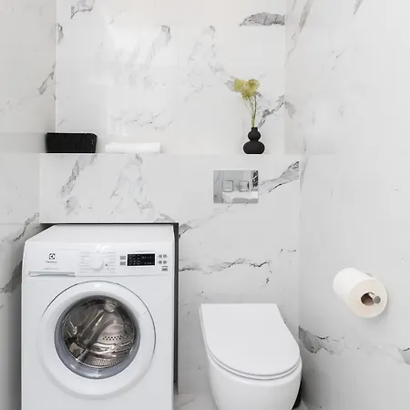 Vespa Nearby By Renters * Gdynia